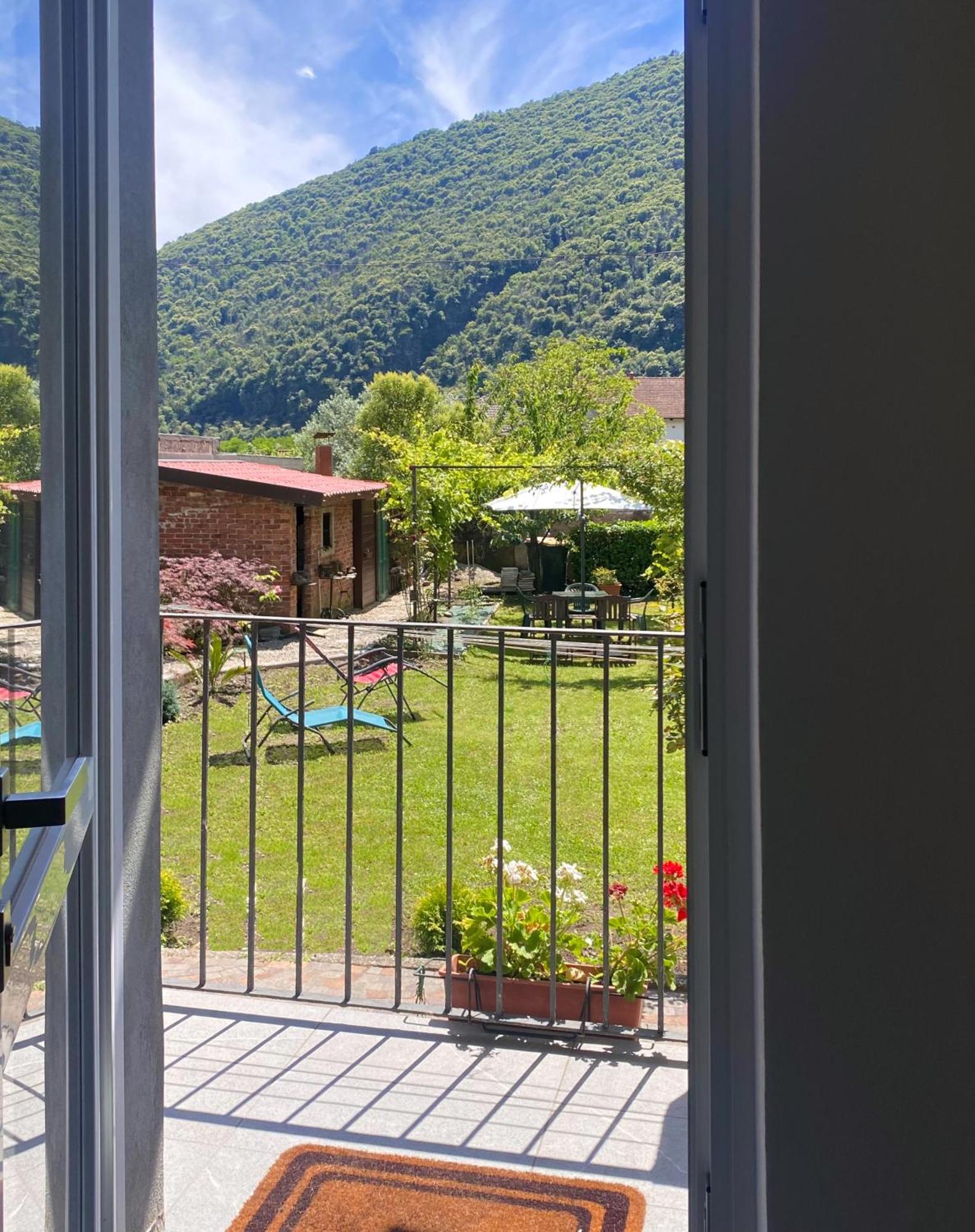 Luna Apartment Verbania Luaran gambar