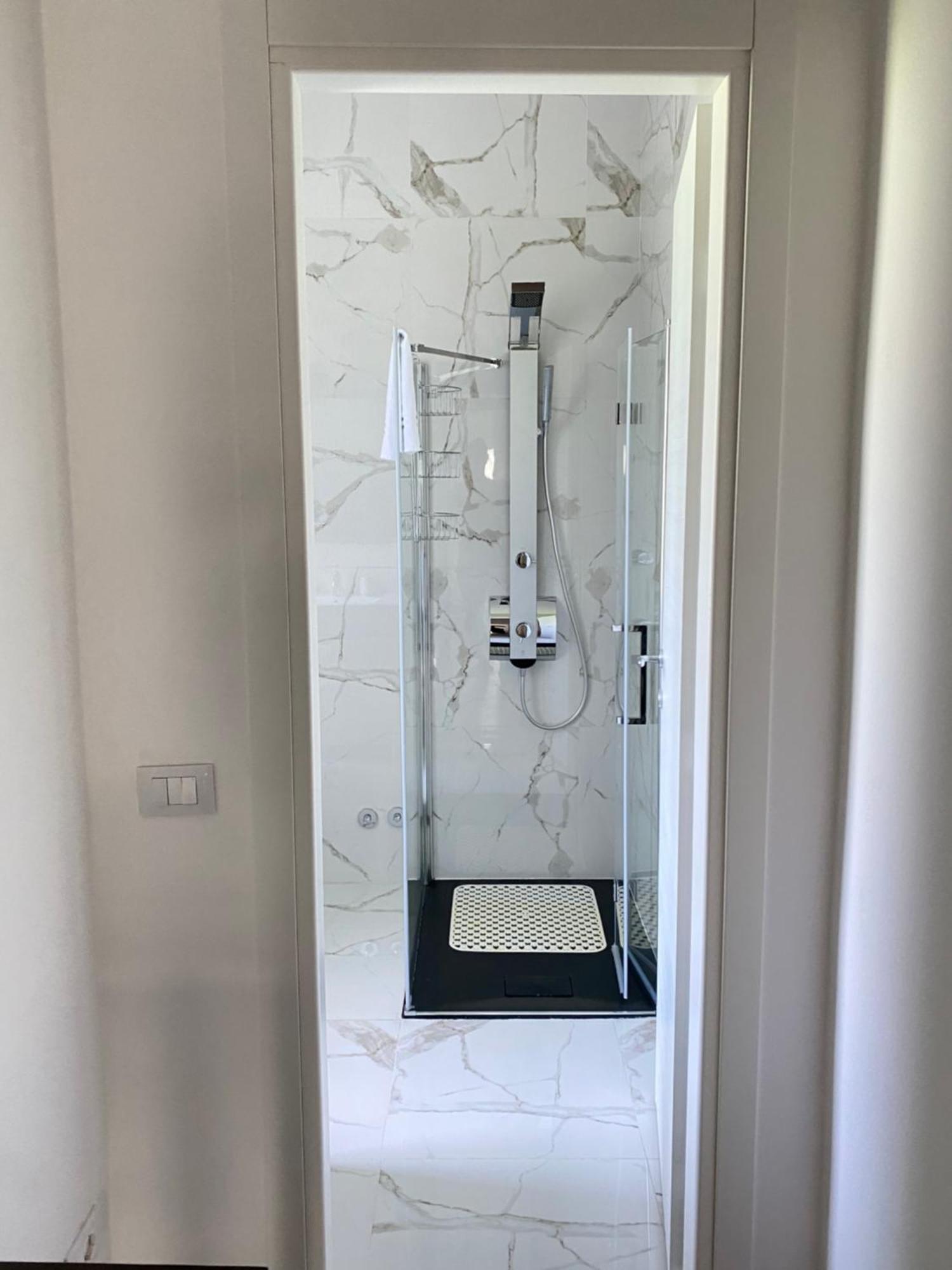 Luna Apartment Verbania Luaran gambar
